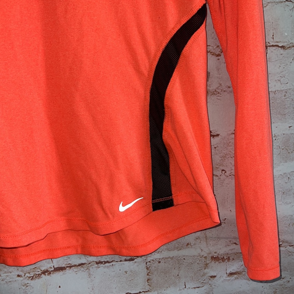 Nike Dri Fit long sleeve workout shirt S orange black mesh training loose fit - Picture 5 of 10